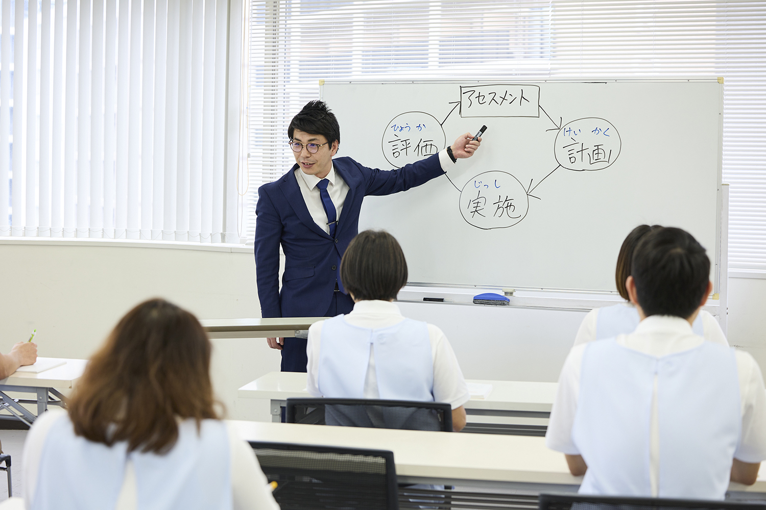 介護職員初任者研修で身に付ける介護スキルと姿勢