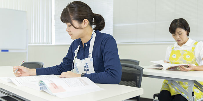 介護の基本的な考え方と初任者研修の全体像を理解して効率的に資格取得