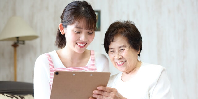 訪問介護員とは？求められるスキルや資格、目指すメリット