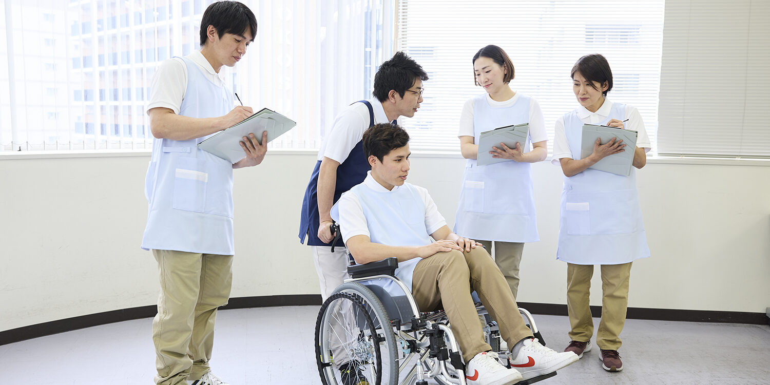 介護士のなり方は？必要な資格や取得方法をわかりやすく解説