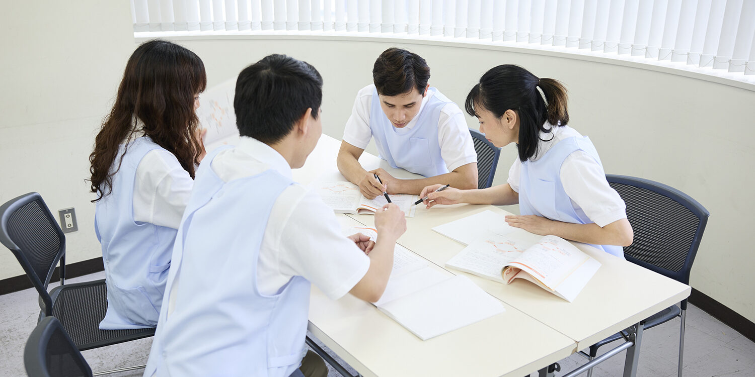 実務者の資格|介護福祉士実務者研修(通称:実務者研修)とは?